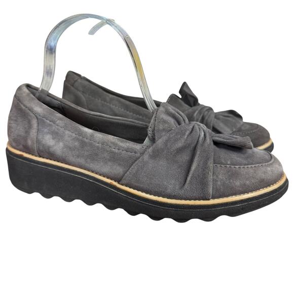 Clarks Sharon Dasher Womens Gray Suede Wedge Loafers Comfort Shoes Knot sz 8.5 - Picture 1 of 16